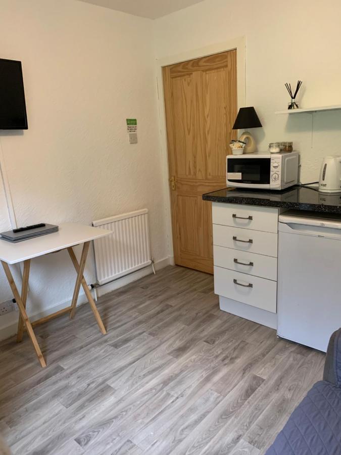 פורט ויליאם Alt-An Ensuite Self Catering Apartment With Twin Bedroom מראה חיצוני תמונה