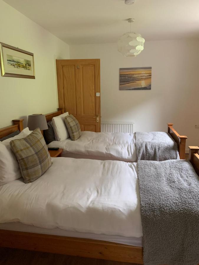 פורט ויליאם Alt-An Ensuite Self Catering Apartment With Twin Bedroom מראה חיצוני תמונה