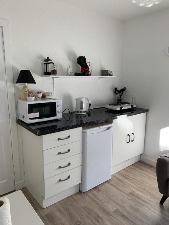 פורט ויליאם Alt-An Ensuite Self Catering Apartment With Twin Bedroom מראה חיצוני תמונה
